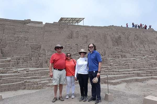 Foreign visitors at the Huaca Pucllana