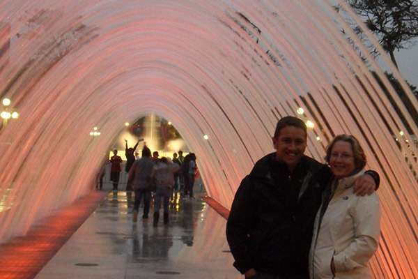 Happy Couple at Water Tunnel in Fountain Park