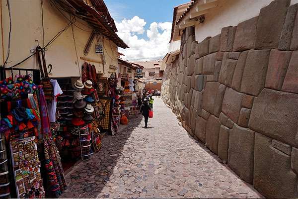 Cusco's streets at day