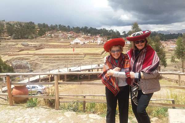 Lady Travelers wearing customs in Chinchero