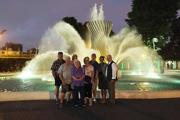 Group photo at Fountain park