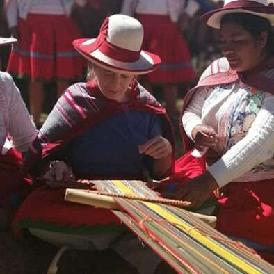 Weaving with andean village ladies in Cusco